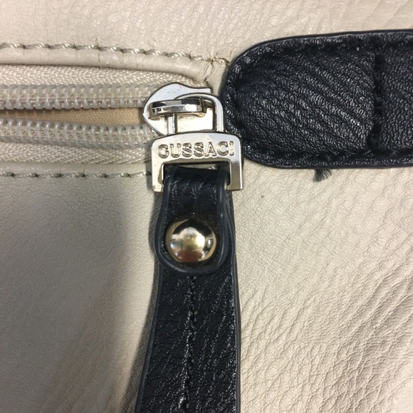 Authentic Gorgeous GUSSACI Leather Bag - Picture 9 of 14